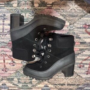UGG Black Lace Up Chunky Heel Boots